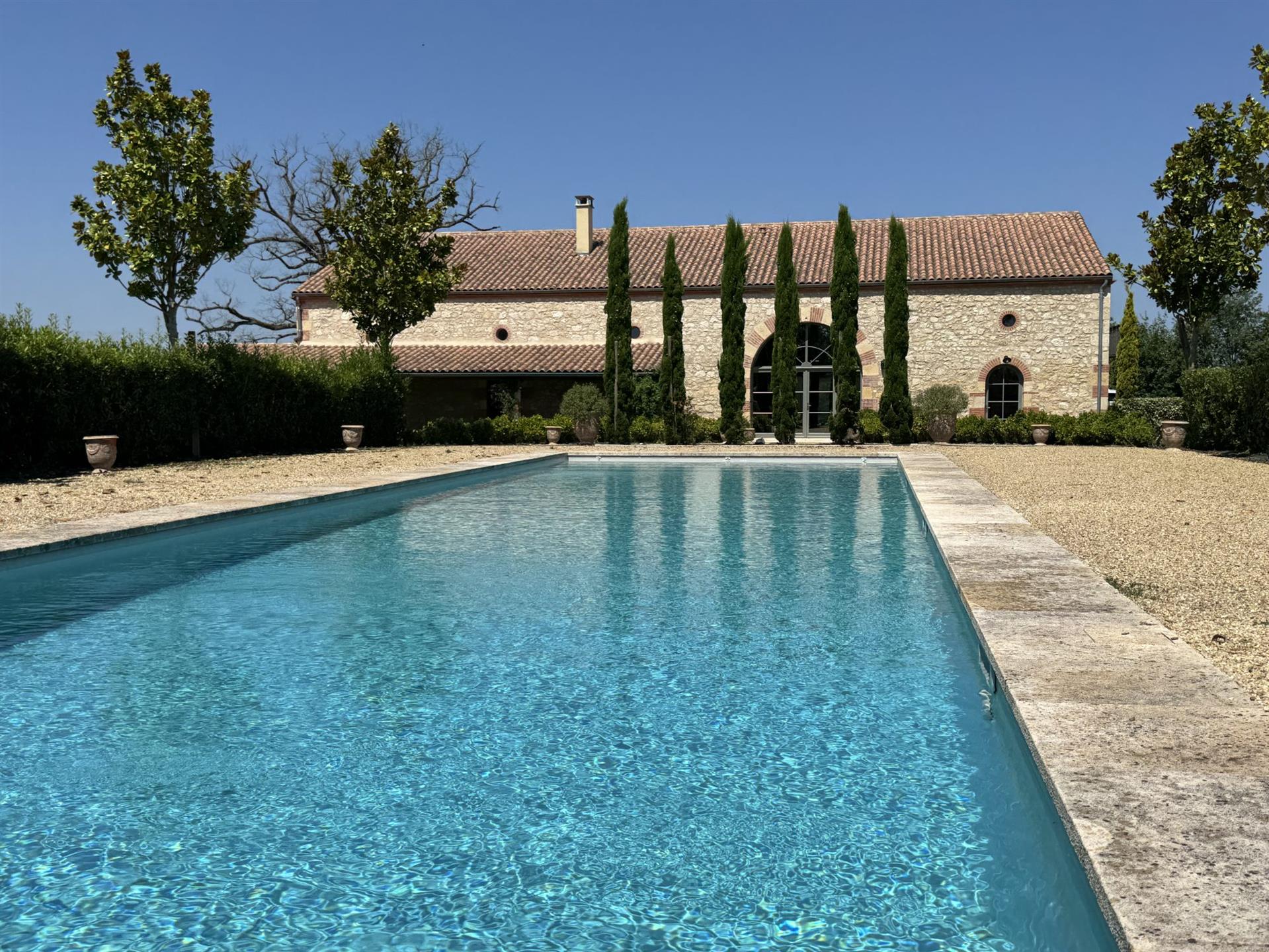 Elegance, Space and Comfort in a Renovated Former Winery