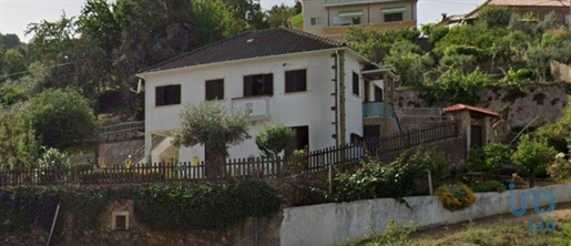 Maison T4 à Coimbra de 132,00 m²