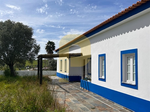 Moradia - Refúgio Alentejano com Piscina e Jardim em Montemor-O-Novo