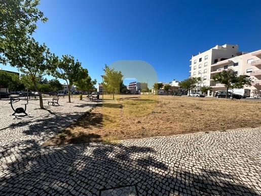 Urban land located commercial area in Loulé, Algarve - Construction for 15 dwellings