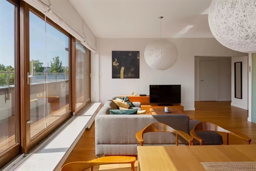 Appartement 3 Pièces Avec Terrasse + Balcon à Puteaux - Proche Seine & Proche Gare