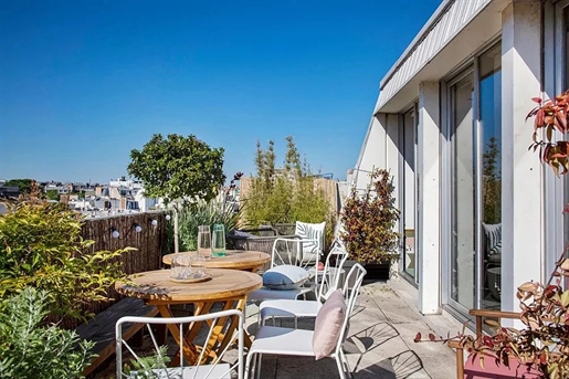 Bel Appartement T4 Avec Terrasse + Balcon à Suresnes – 9 Minutes À Pied Du Centre-Ville & Du Tramway