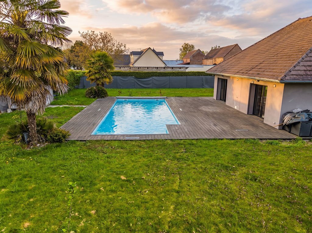 Casa familiare con piscina - Villers-Bocage (80)