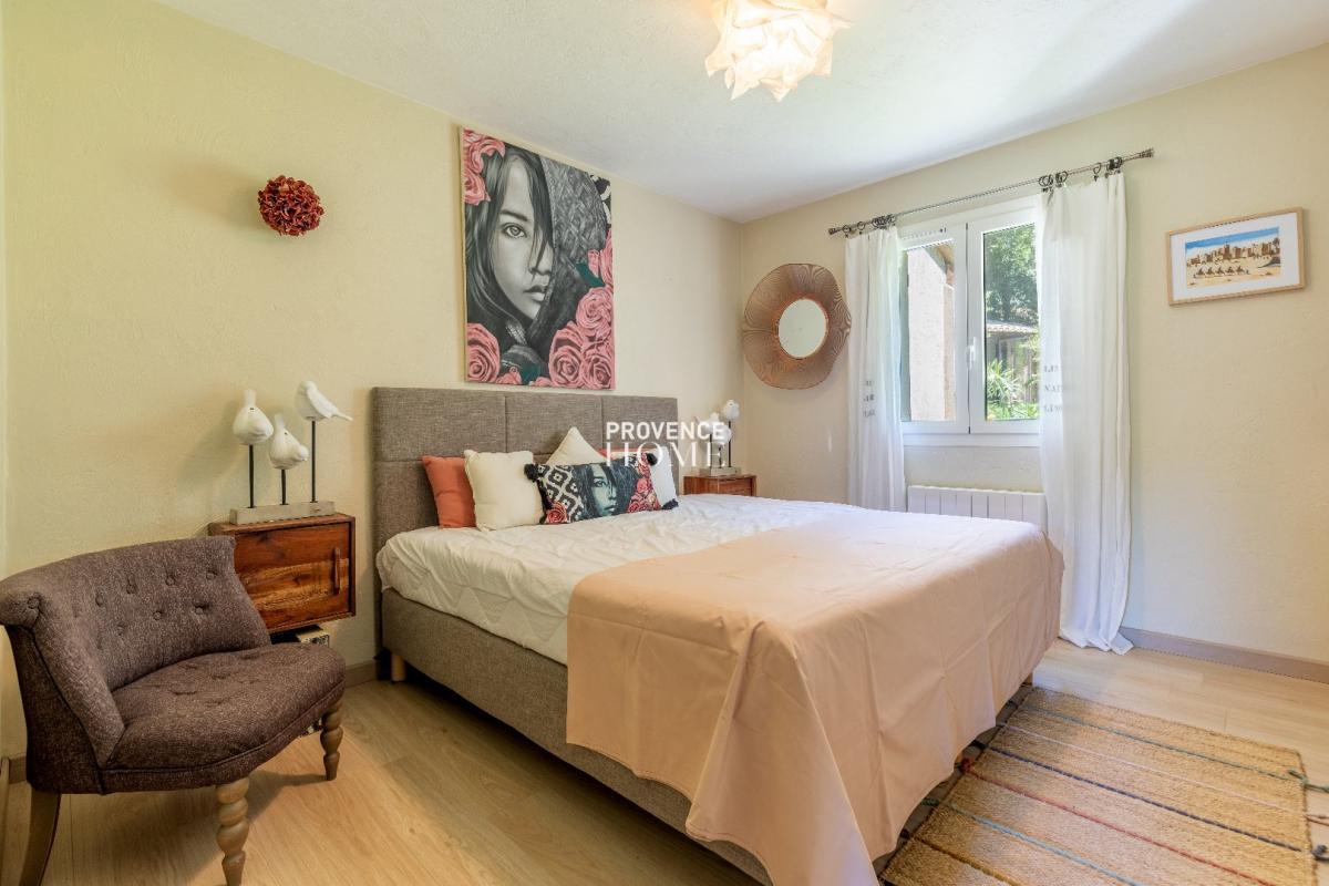 Compra: Vivenda (84440)