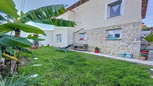 Antibes Near The Center Beautiful Renovated Villa With 2 Dependent Rooms