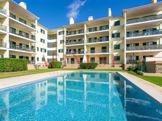1 Bedroom Flat In Beloura Renovated In Condominium With Swimming Pool