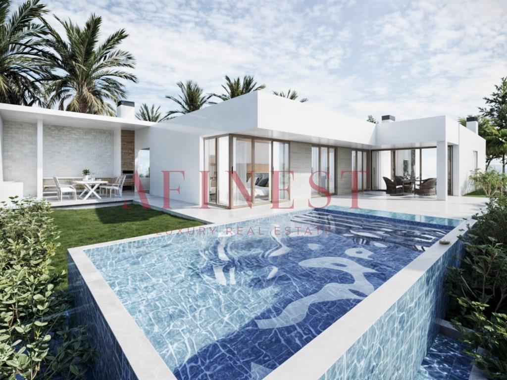 Casa unifamiliar de 3 dormitorios en construcción con piscina en Sesimbra