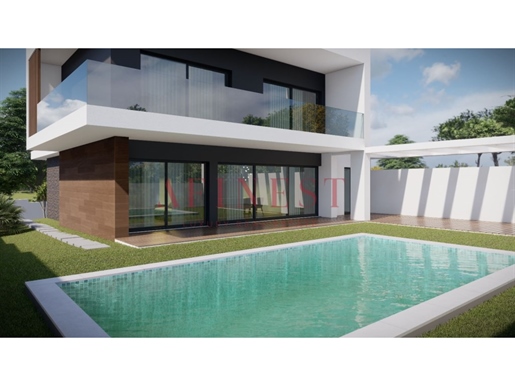 Villa Mit 4 Schlafzimmern (3 Suiten) Mit Swimmingpool, Garten Und Garage - Quinta Valadares