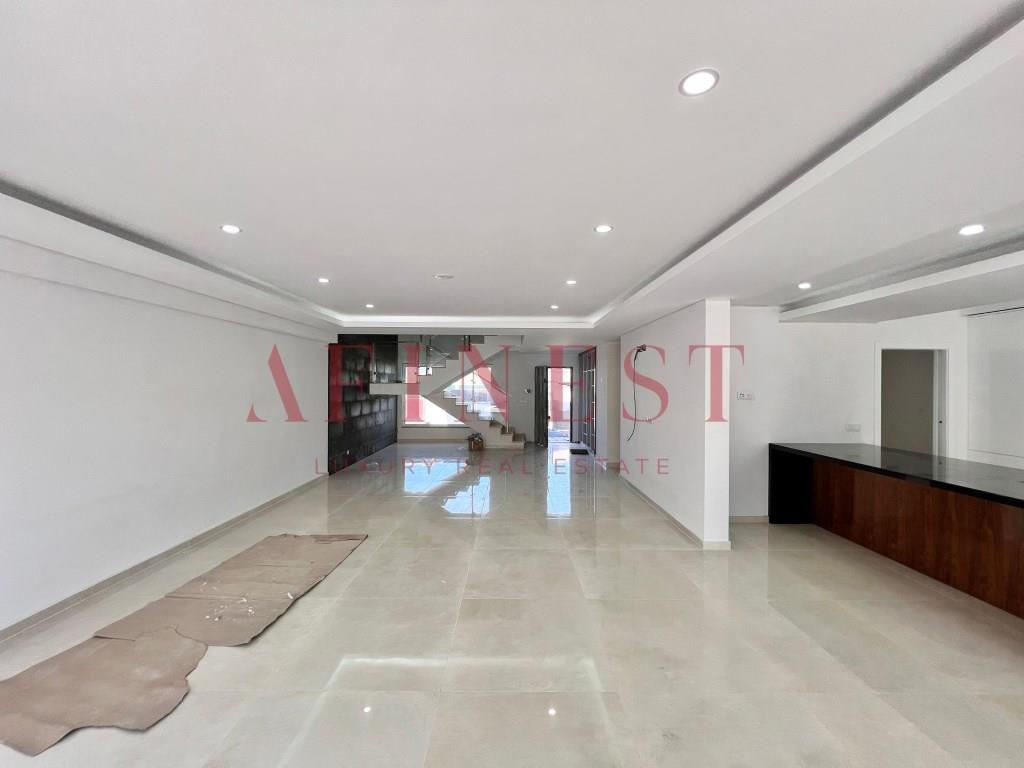 4 Bedroom Villa With Garden, Pool And Garage