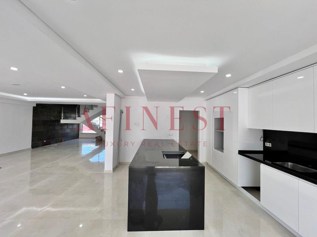 4 Bedroom Villa With Garden, Pool And Garage