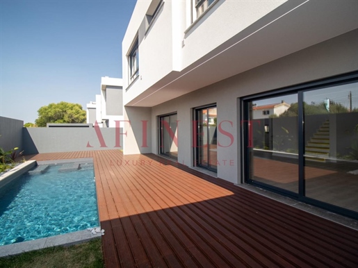 Modern 4 Bedroom Villa In Bicesse- Estoril - Villa Marbella