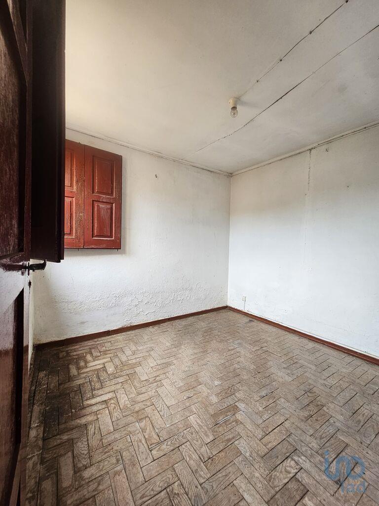 Home / Villa with 2 Rooms in Amor with 100,00 m²