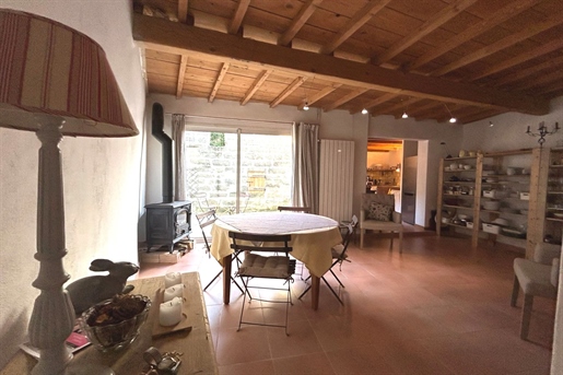 Exclusive. Village house 130m² with courtyard and terraces and