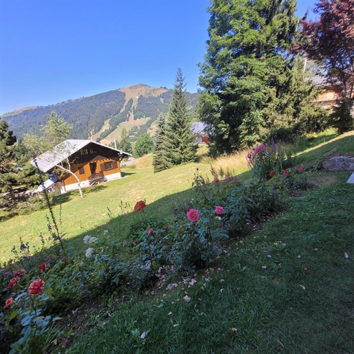 Les Gets Chalet with Constructible Land