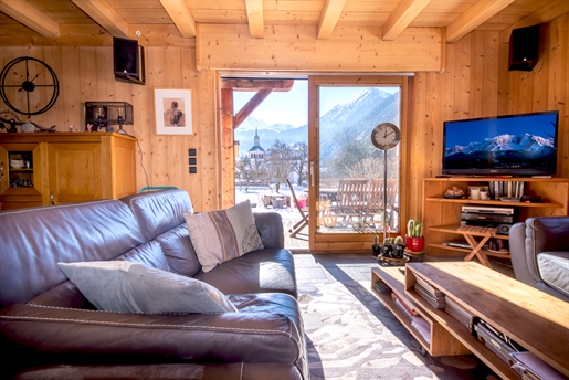 Beautiful chalet in central Servoz