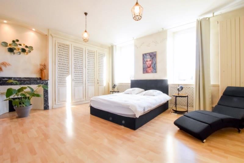Magnificent stone property with gite