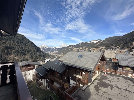 Renovated 1 Bed Apartment with Corner Balcony, Chatel Vonnes