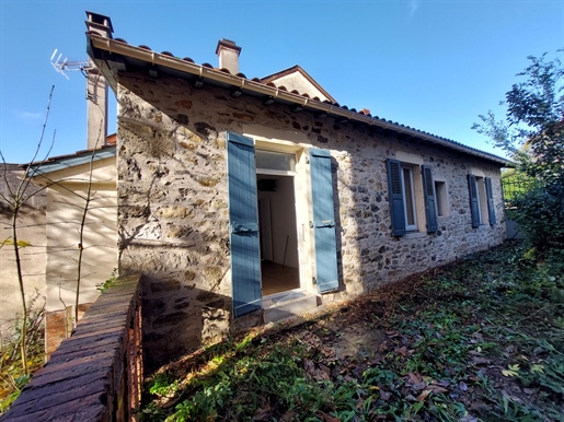 Small Stone House in Villefranche-de-Rouergue