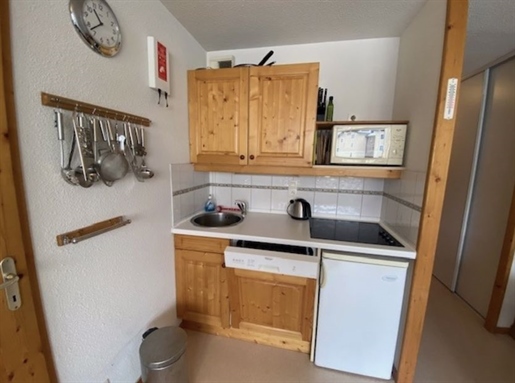 A 2 Bed Third Floor West Facing Apartment in Morillon