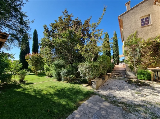 1-2 House(s) with Large Garden and Pool near Montpellier