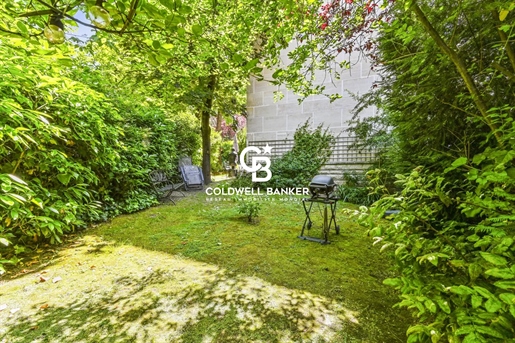 Neuilly-Sur-Seine - Appartement trois pièces avec jardin