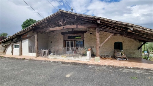 Ancienne grange convertie en Habitation dans un hameau paisible avec belle vue