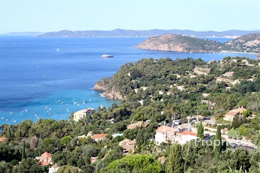 Le Rayol Canadel Sur Mer Top of villa with panoramic sea view view of the islands