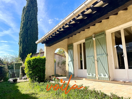 Near Carcassonne - House Pp 4 bedrooms, office, garden and garage.