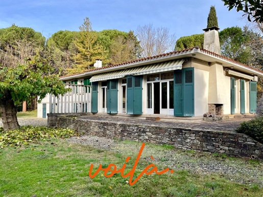 Carcassonne - Villa d'architecte et sa maison du gardien - Parc, piscine et garages