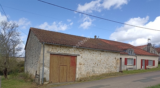 Charmant stenen huis met 2 schuren in Rudeau-Ladosse (10 km van Nontron en Mareuil in de Périgord)