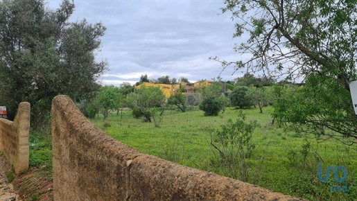 Construction land with 3 Rooms in Estômbar e Parchal with 260,00 m²