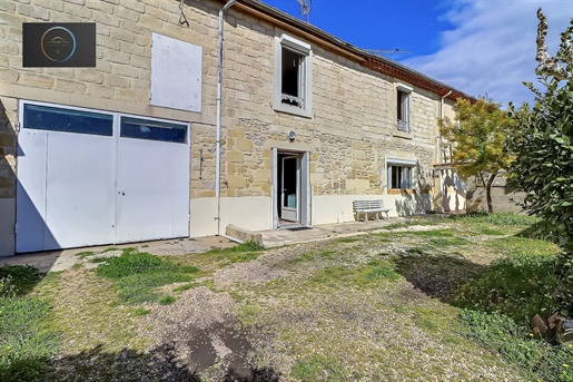Aymargues, Coquette T3 Semi-Detached House, on plot of 383 M2 with swimming pool, attic and Garage.
