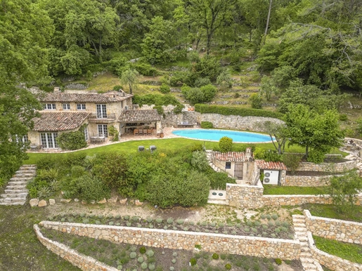 Belle maison en pierre de Robert Dallas - Tourrettes-sur-Loup