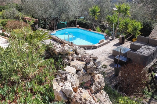 Villa close to the village with swimming pool and atelier - Bagnols en Forêt