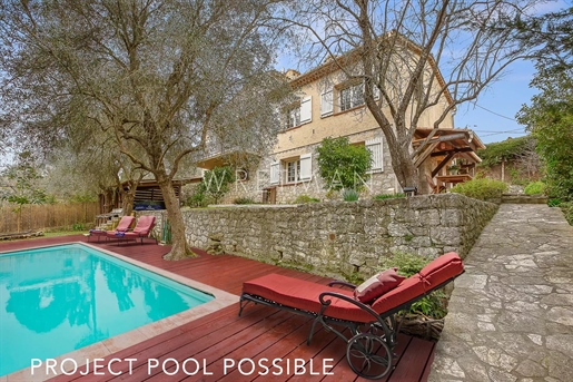 5 bedrooms villa in a closed domaine with possibility to do a pool and walking distans to allot - Mo