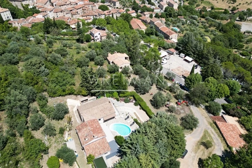 Villa with panoramic view - Seillans
