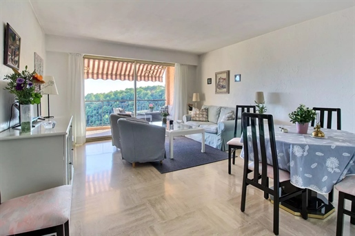 Two-Bedroom apartment with sea view just south of the centre - Vence