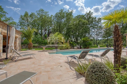 Stunning Provencal Villa with 4 large bedrooms en suite with Pool - Fayence