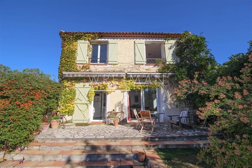 Villa with pool in a quiet location and 5min drive from the highway - Montauroux