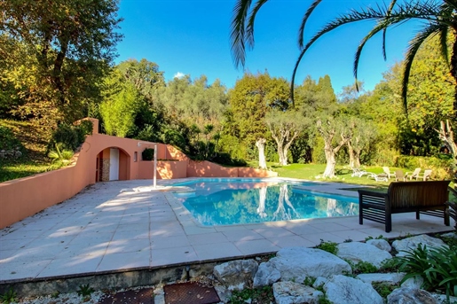 Villa, sea view, in gated estate with swimming pool - Cagnes-sur-Mer