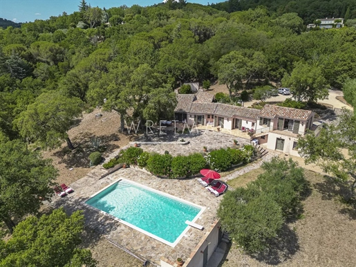 Belle villa au calme absolu proche de Saint Tropez - La Garde Freinet