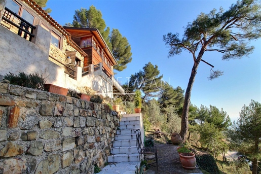 Charming farmhouse transformed in all year around live in, panoramic sea view - Castellar
