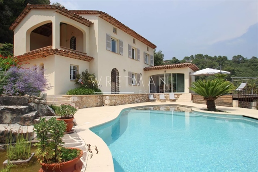 Villa med pool og udsigt - Montauroux