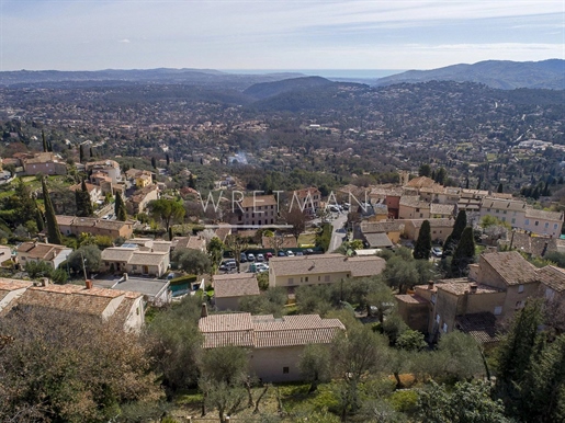 Charmig provensalsk villa panoramautsikt över havet och bergen - Spéracèdes