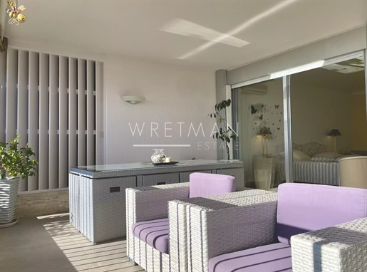 High Floor Beautiful 2-Bedroom Apartment Unobstructed Sea View : Super Cannes Eden