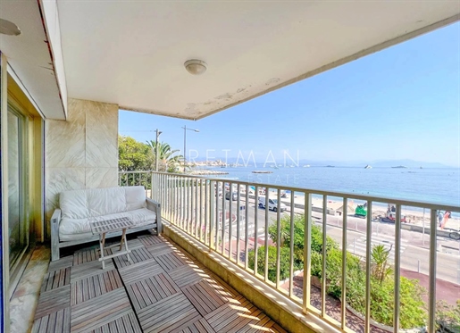 Two-Bed room apartment, stunning sea view - Antibes