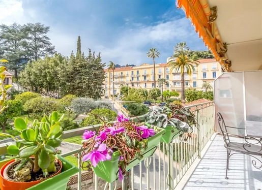 3-Bedroom apartment with terrace - Menton center