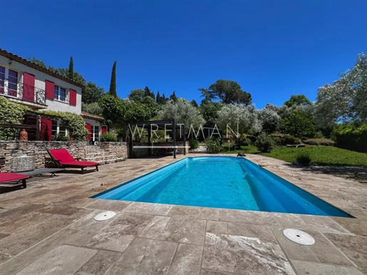 Charming bastide with pool - Montauroux