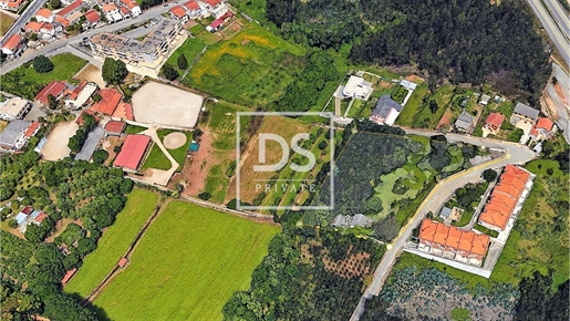 Land in Udf de Gondomar (São Cosme), Valbom e Jovim