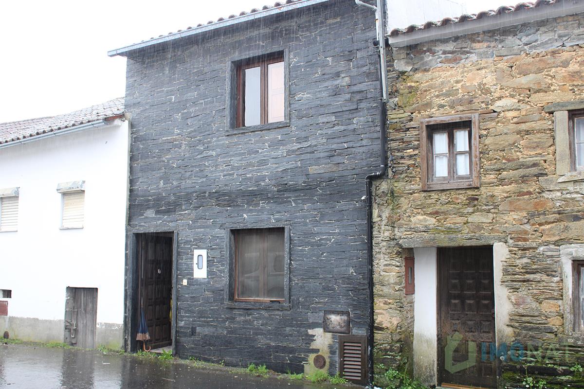 House 2 Bedrooms